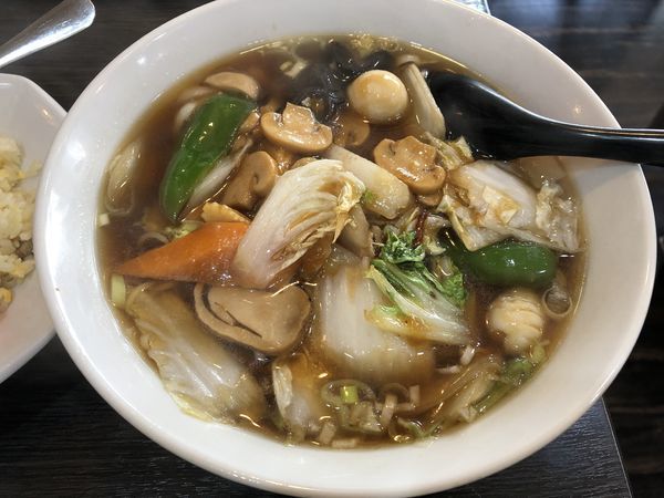 「五目ラーメンと半チャーハンセット 650円」@中華料理 谷記 3号店の写真