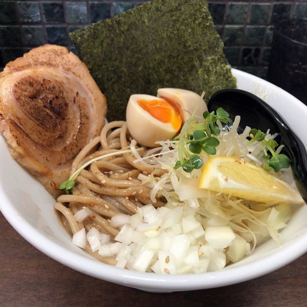 「夏季限定 冷やしスッキリそば並(850円)」@麺屋みつば＋クローバーの写真