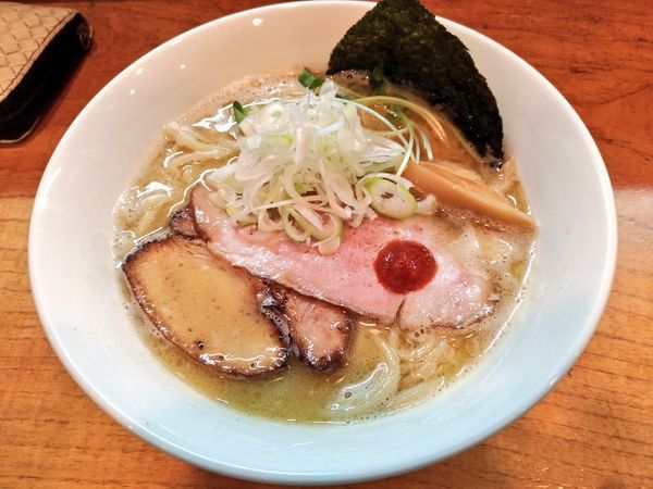 「きまぐれ限定 鶏白湯そば 魚介と貝」@麺屋 シロサキの写真