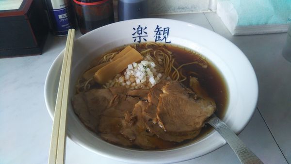 「琥珀+炙りチャーシュー」@楽観 立川の写真