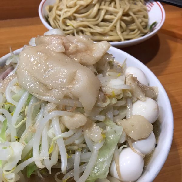 「シークァーサーつけ麺950円+うずら100円」@ラーメン二郎 八王子野猿街道店2の写真