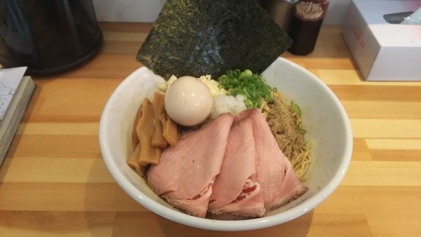 「特製まぜそば」@麺処しろの写真