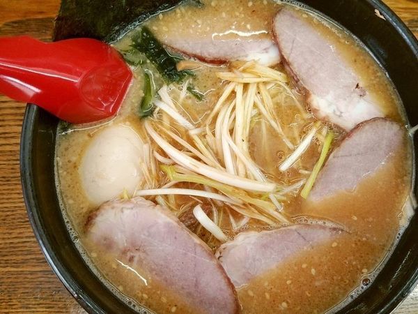 「みそネギチャーシューメン＋ネギ＋味玉」@麺屋てつの写真