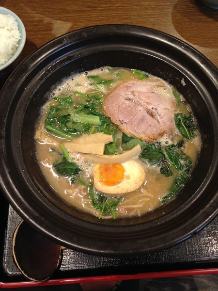 「豚骨醤油ラーメン 820円」@ラーメン猪太の写真