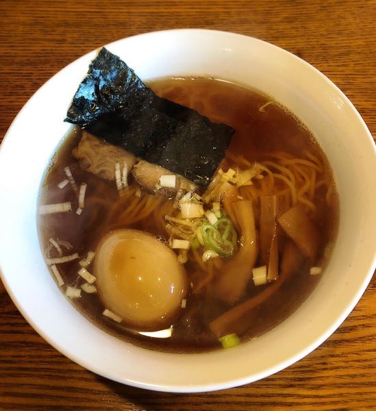 「あごだしラーメン(並.煮卵)」@コミュニティーレストラン 木・々の写真