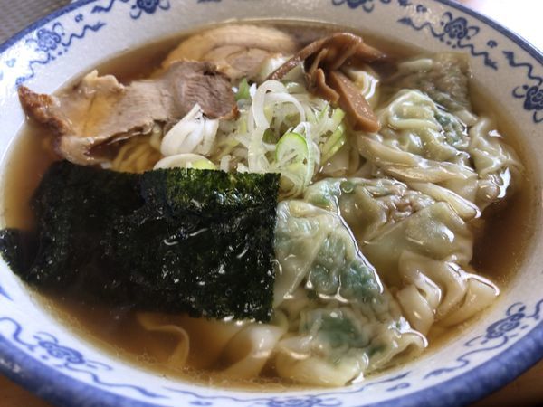 「ワンタンメン910円」@生江食堂の写真