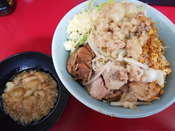 「小ラーメン＋つけ味冷や汁なし＋甘～い脂　740＋150円」@ラーメン二郎 中山駅前店の写真