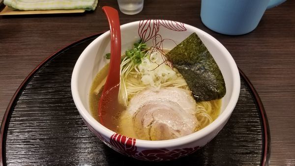 「次世代あっさり貝出汁白醤油らーめん」@麺処 あす花の写真