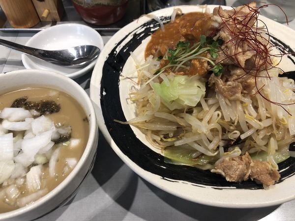 「冷やしニボトロつけめん」@つけめん102 大宮店の写真