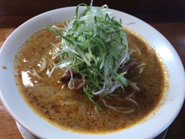 「たんたん麺750円+生醤油らぁ麺700円」@さんくるげの写真