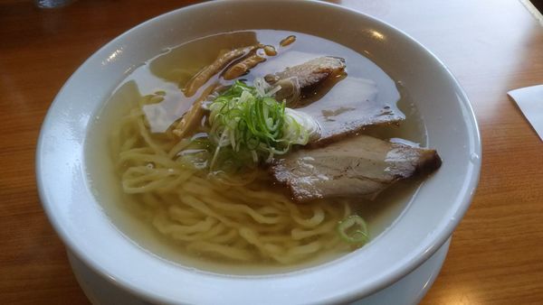 「会津山塩ラーメン 700円」@うえんで食堂の写真