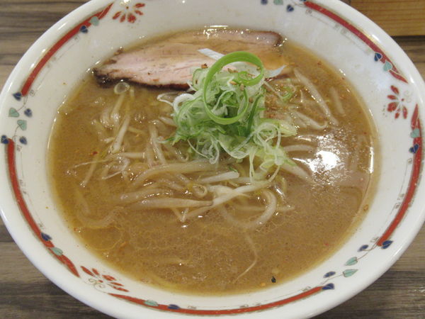 「味噌らーめん（800円）」@狼スープの写真