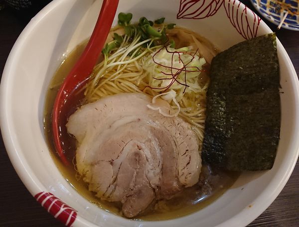 「【限定】貝出汁白醤油らーめん（魚貝オンリーver.）」@麺処 あす花の写真