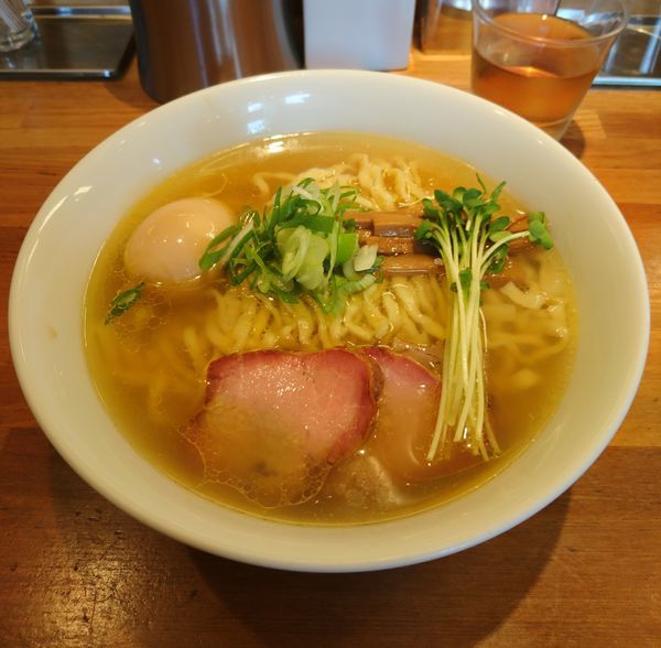 「味玉塩そば 大盛 手揉み麺」@麺処 いち林の写真