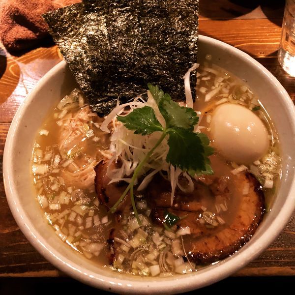 「鶏そば塩 特製トッピング」@神田とりそば なな蓮の写真