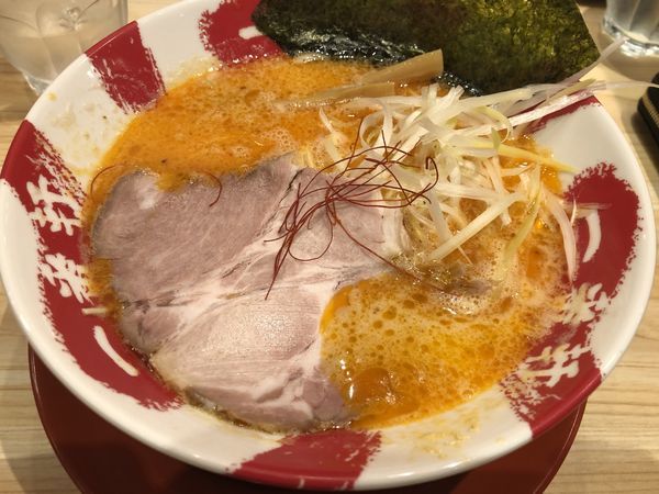 「赤豚骨 ラーメン」@大名古屋一番軒の写真