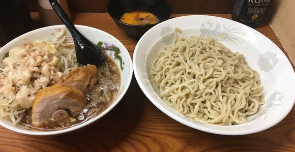 「つけ麺  玉子  ヤサイちょいマシ ニンニクマシ アブラ」@ラーメン二郎 亀戸店の写真