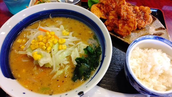 「ランチセット北海みそ&唐揚げ1070円」@みそ神の写真