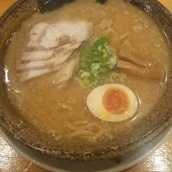 豚骨醤油チャーシューメン