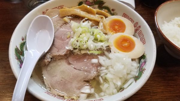 「味玉チャーシュー麺　塩」@らあめん 寸八 総本店の写真