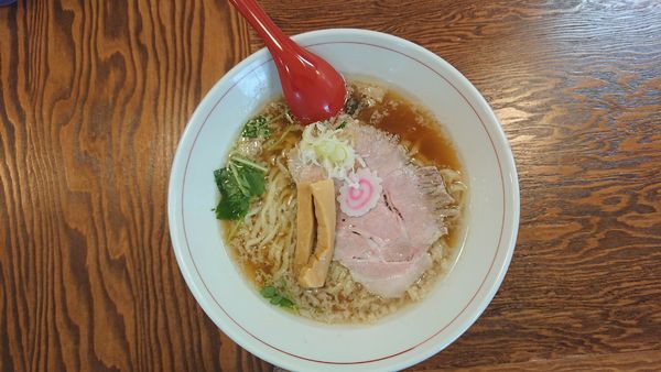 「醤油らーめん」@拉麺 イチバノナカの写真