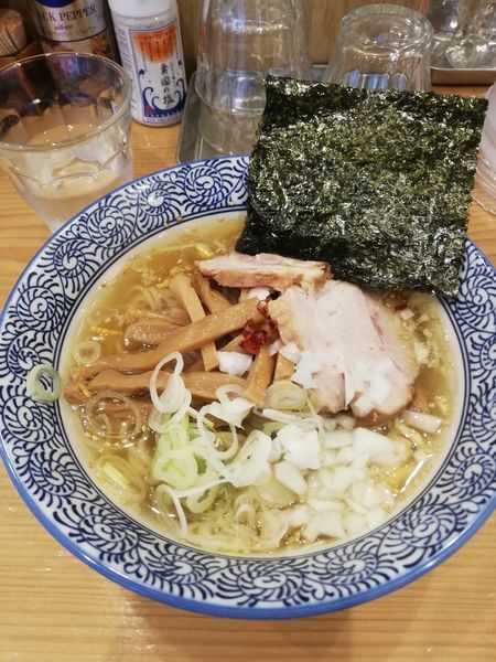 「塩そば　780円　メンマ120円」@中華そば 笑歩の写真
