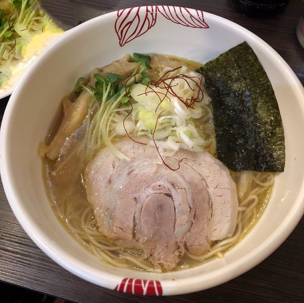 「貝出汁白醤油らーめん」@麺処 あす花の写真