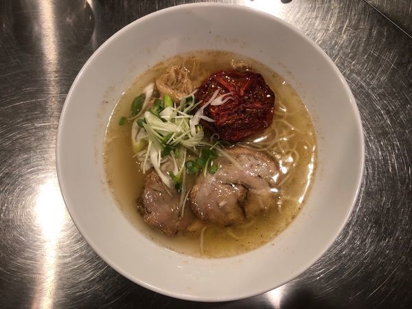 「ローストトマトラーメン塩」@Bia Biaの写真