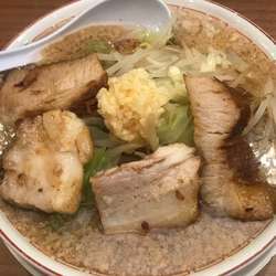 魚郎ラーメン　９９０円