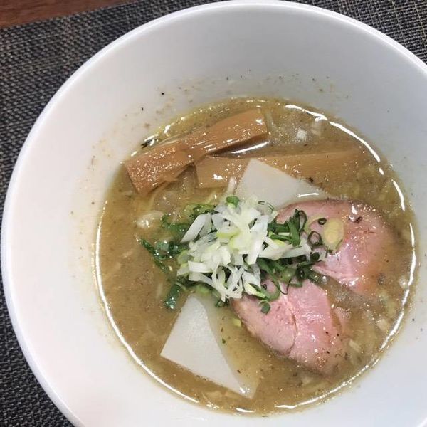 「ラーメン 背脂煮干し  ８００円」@ONLY ONE NOODLE 壱富士の写真