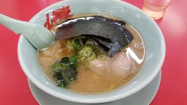 「醤油ラーメン　脂多め」@山岡家 松本店の写真
