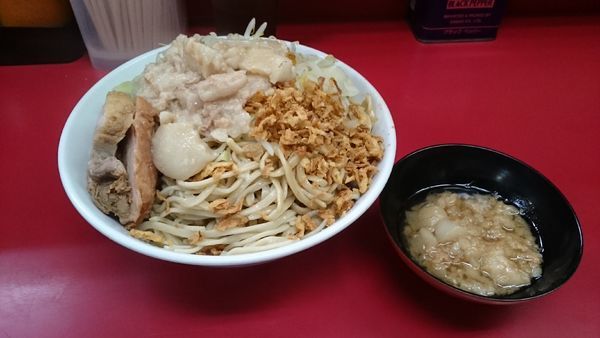 「つけ味冷や汁なし・大・甘～いアブラ(アブラ)￥９９０」@ラーメン二郎 中山駅前店の写真