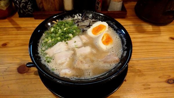 「味玉チャーシュー麺」@博多一成一代の写真