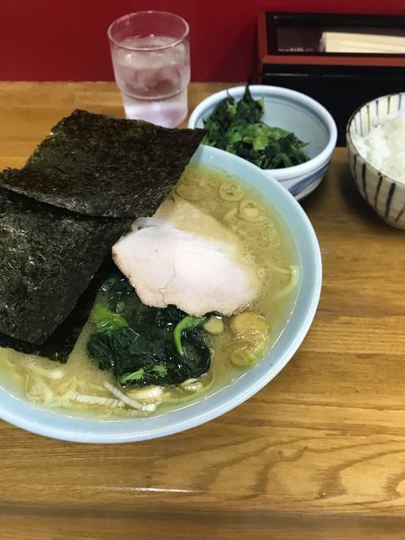「ラーメン並、ほうれん草、ライス小」@千葉家の写真