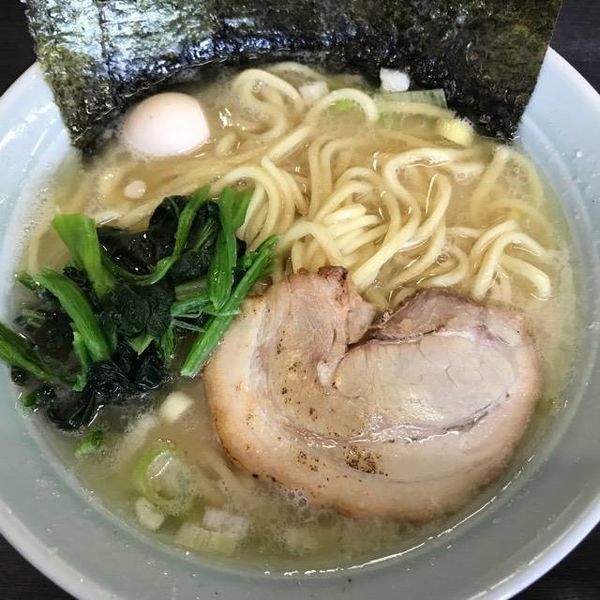 「塩ラーメン　７００円」@横浜家系ラーメン すずき家の写真