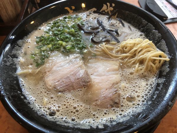 「ラーメン630円」@博多一成一代の写真