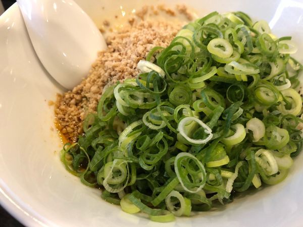 「汁なし坦々麺を」@赤麺 梵天丸 五日市本店の写真