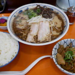 ニューあかり 目黒権之助坂