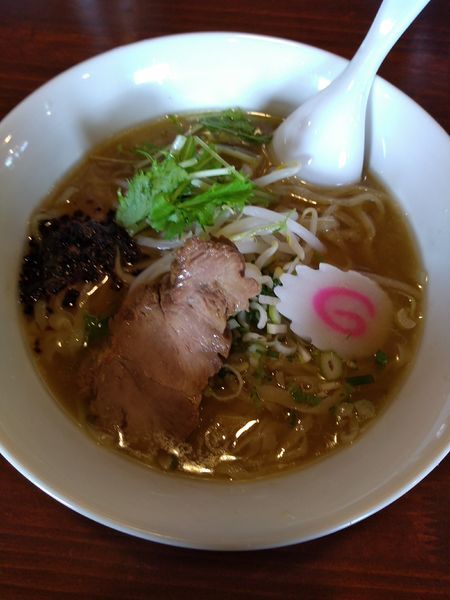 「しょうゆ らー麺 650円」@食楽 笑麺の写真