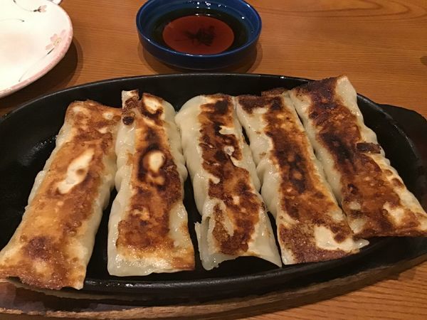 「焼ぎょうざ450円＋税」@居酒屋いこい 柏東口店の写真