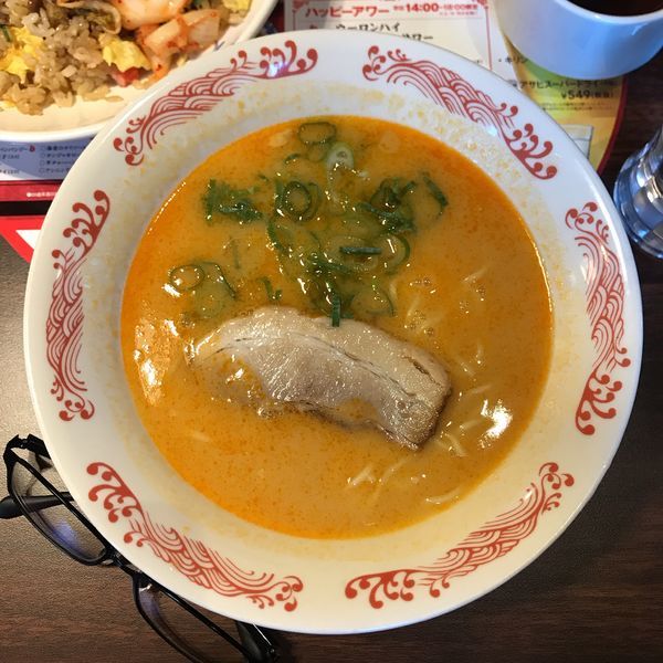 「薫る 濃厚うにラーメン」@バーミヤン 鶴見中央店の写真