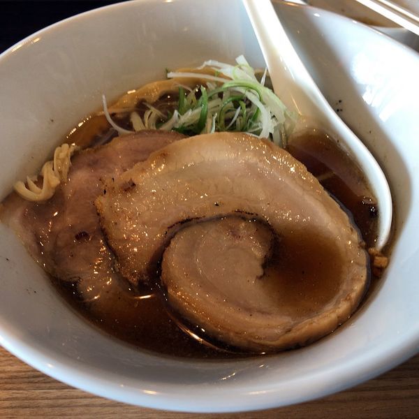 「旨味醤油らぁ麺(750円)」@Life is beautiful らぁ麺 & Cafe'barの写真