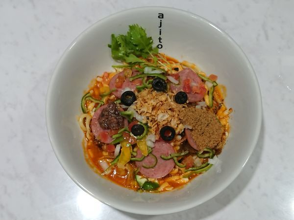 「ピザソバ」@ajito ism shinjuku baseの写真