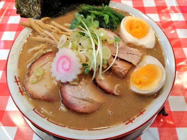 「豚骨醤油らぁめん」@ぬーじボンボン ニュータイプの写真