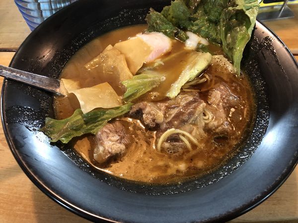 「とろ肉カレーらーめん」@まんねん 梅田本店の写真