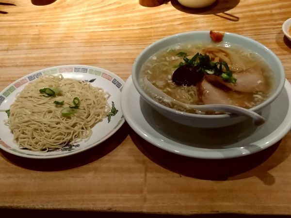 「博多豚骨ラーメン源流(並盛・100g)820円→500円」@博多 一風堂 高崎店の写真