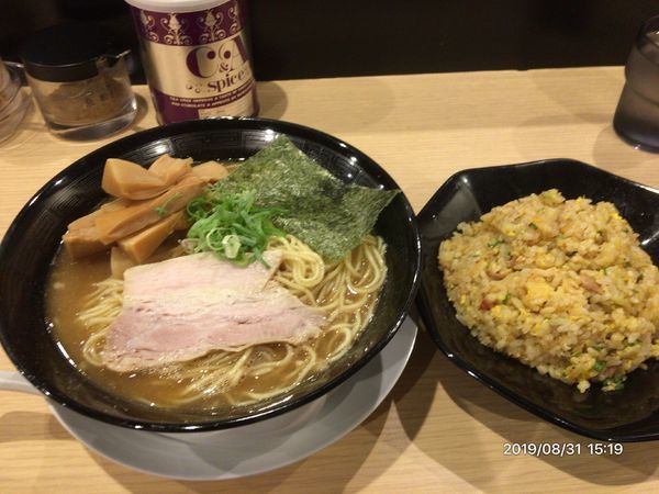 「特濃中華そば大盛（メンマ無料追加）＋小チャーハン」@特濃中華そば龍桜の写真