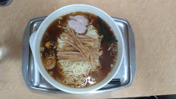 「メンマ入りそば＋大盛り(麺かため)」@一ノ割大勝軒の写真