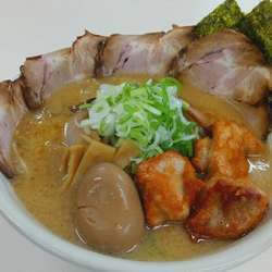 チキンポークラーメン