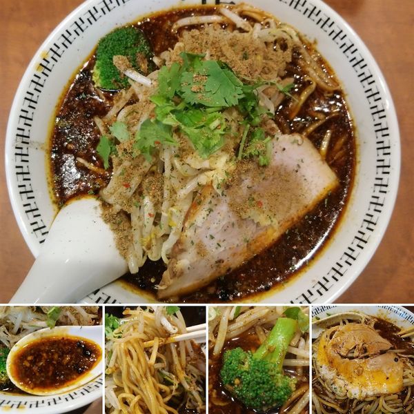 「スパイスラーメン(カスタム)  1070円」@スパイス・ラー麺 卍力 秋葉原店の写真